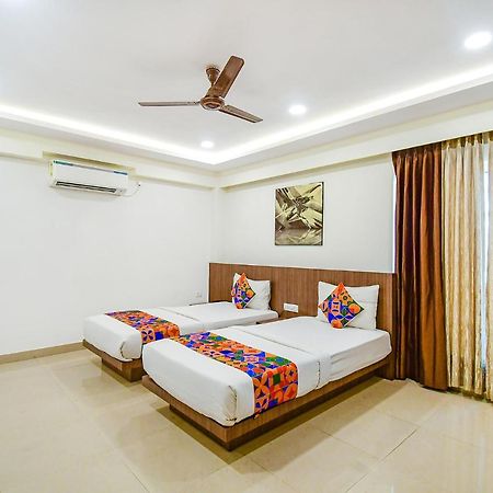 Fabhotel Kzar Select - 2Km From Park Street Kalkuta Zewnętrze zdjęcie