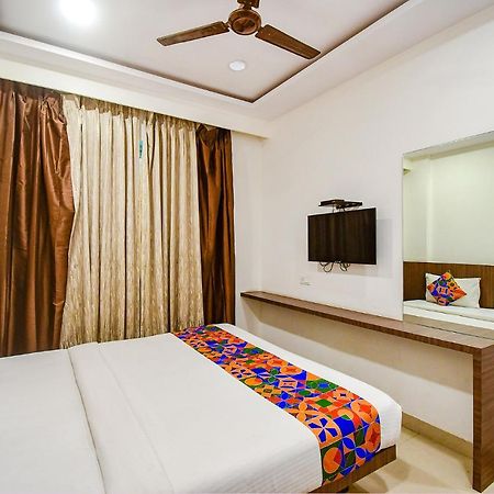 Fabhotel Kzar Select - 2Km From Park Street Kalkuta Zewnętrze zdjęcie