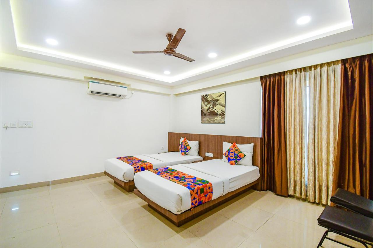 Fabhotel Kzar Select - 2Km From Park Street Kalkuta Zewnętrze zdjęcie